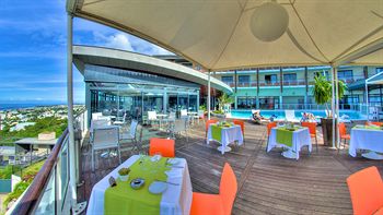 Outdoor Banquet Area